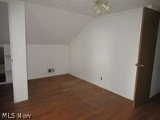 17408 Woodbury Avenue, Cleveland, OH 44135