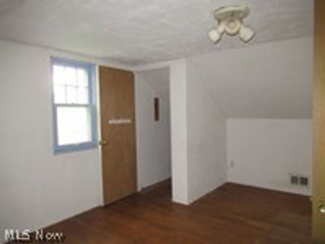 17408 Woodbury Avenue, Cleveland, OH 44135