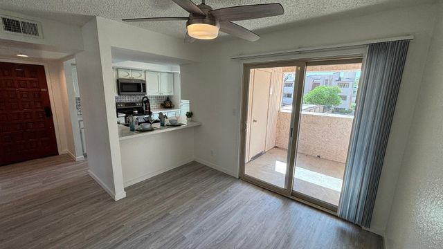 7510 E Thomas Road Unit 224, Scottsdale, AZ 85251