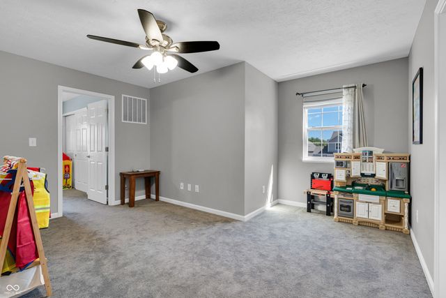 70 Blue Lace Drive, Whiteland, IN 46184
