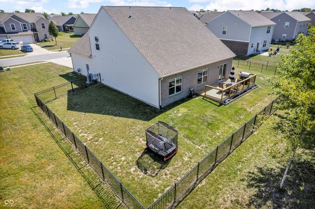 70 Blue Lace Drive, Whiteland, IN 46184