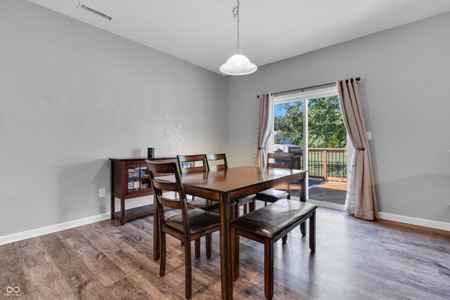 70 Blue Lace Drive, Whiteland, IN 46184