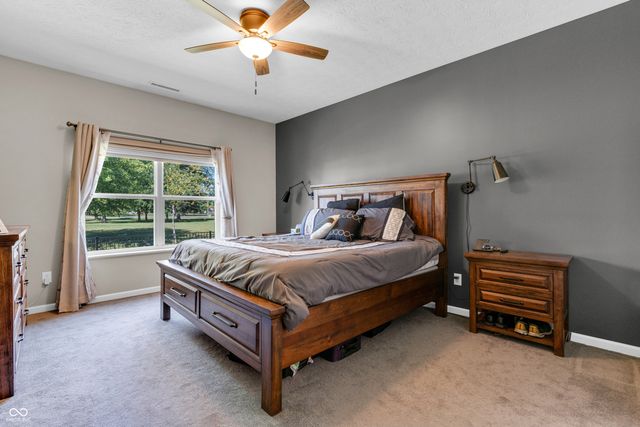 70 Blue Lace Drive, Whiteland, IN 46184