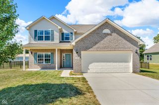 70 Blue Lace Drive, Whiteland, IN 46184