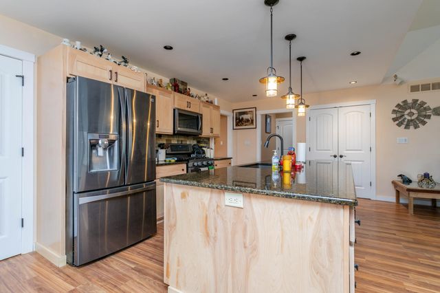 12600 N HECHT RD, Hallsville, MO 65255