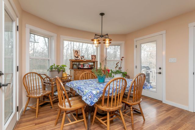 12600 N HECHT RD, Hallsville, MO 65255