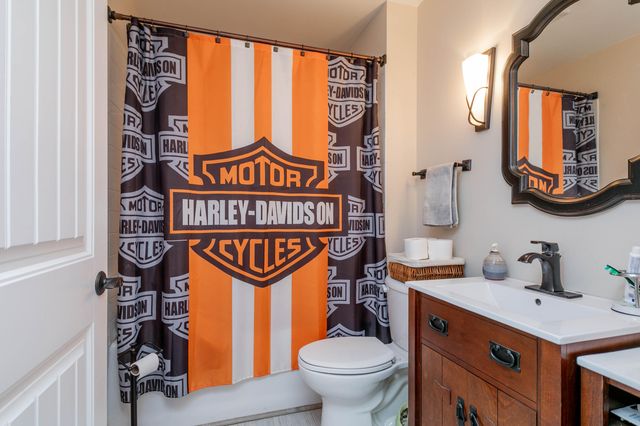 12600 N HECHT RD, Hallsville, MO 65255