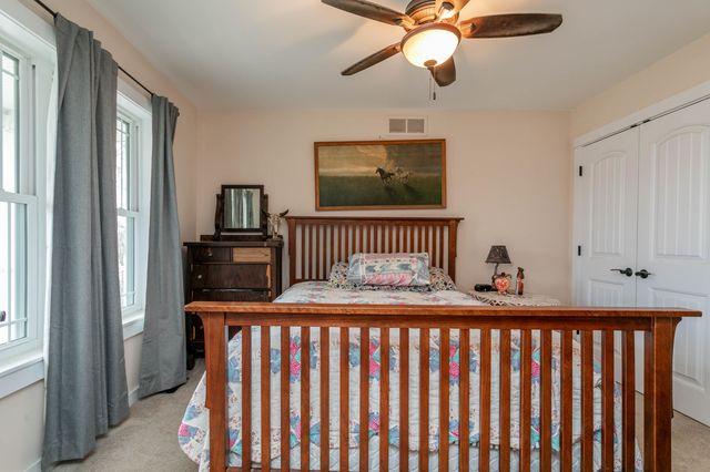 12600 N HECHT RD, Hallsville, MO 65255