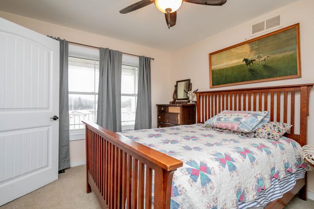 12600 N HECHT RD, Hallsville, MO 65255