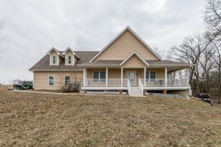 12600 N HECHT RD, Hallsville, MO 65255