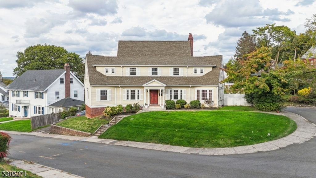 5 Park Rd, Paterson City, NJ 07514