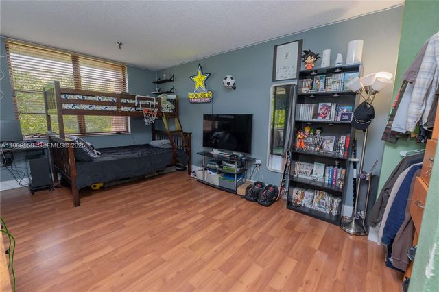 665 NE 195th Street 419, Miami, FL 33179