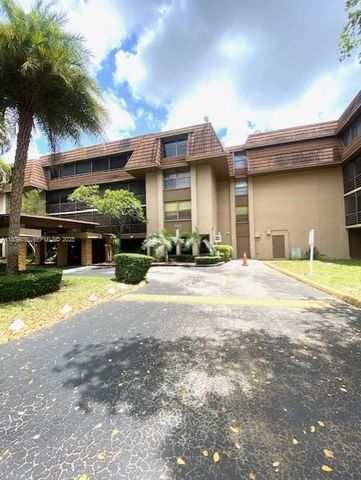 665 NE 195th Street 419, Miami, FL 33179
