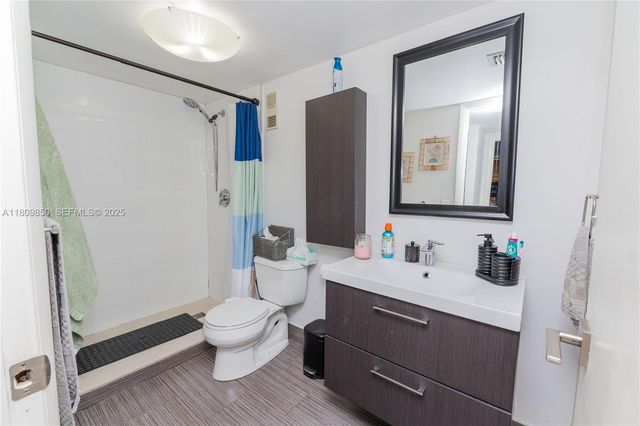 665 NE 195th Street 419, Miami, FL 33179