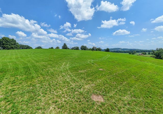 2301 Holloway Rd, Lebanon, TN 37090