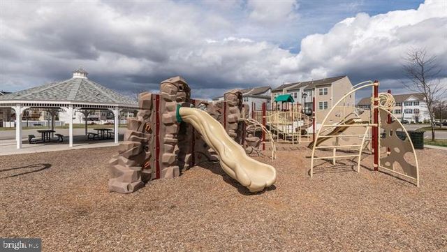 18213 HURRICANE CT, Hagerstown, MD 21740