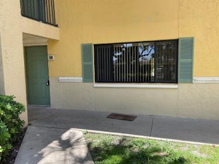 310 Meadows Circle, Boynton Beach, FL 33436