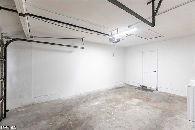 1717 NE 6th TER, Cape Coral, FL 33909