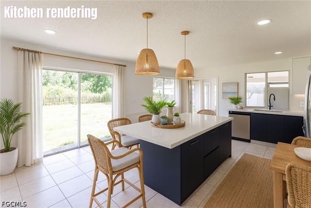 1717 NE 6th TER, Cape Coral, FL 33909