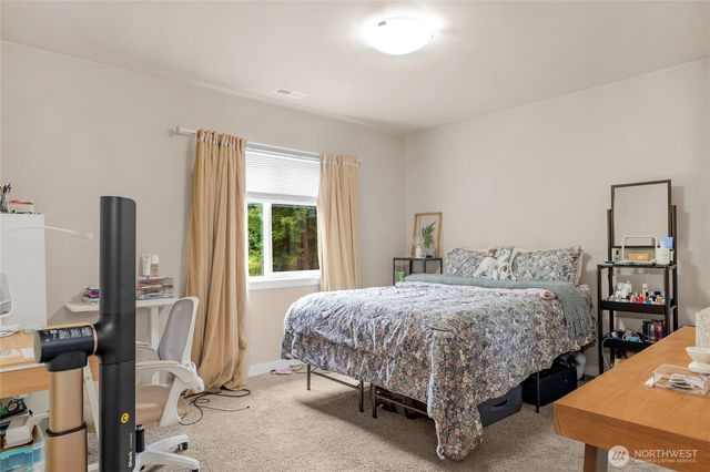 10330 White Deer Place, Silverdale, WA 98388