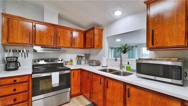 231 Bunarch Road, Pahrump, NV 89060