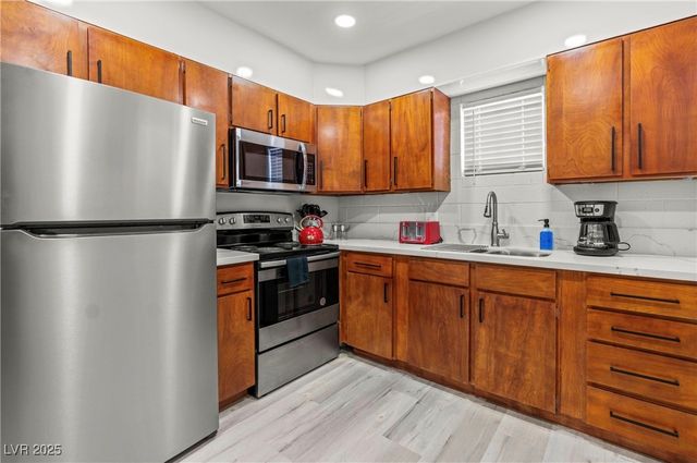 231 Bunarch Road, Pahrump, NV 89060