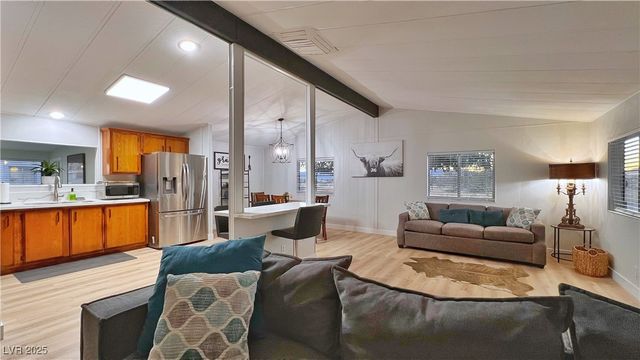 231 Bunarch Road, Pahrump, NV 89060