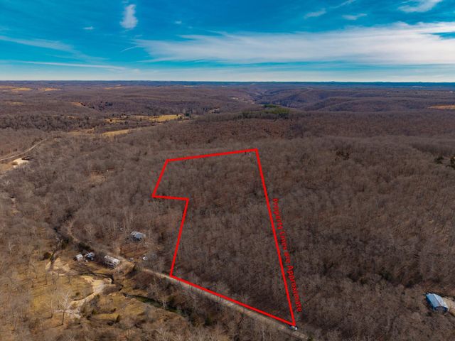 742-5 Rr 2, Ava, MO 65608