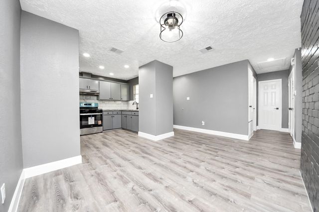 5444 Ridge Wind Lane, Houston, TX 77053