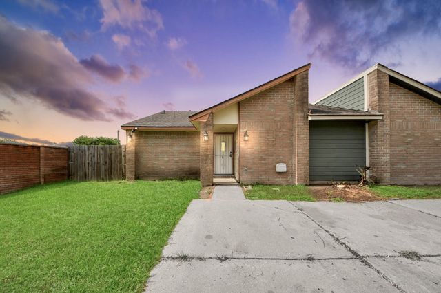 5444 Ridge Wind Lane, Houston, TX 77053