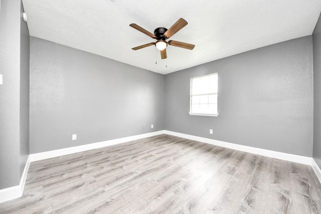 5444 Ridge Wind Lane, Houston, TX 77053