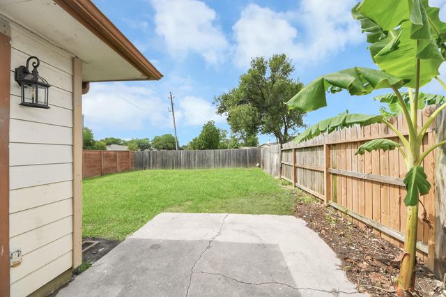 5444 Ridge Wind Lane, Houston, TX 77053