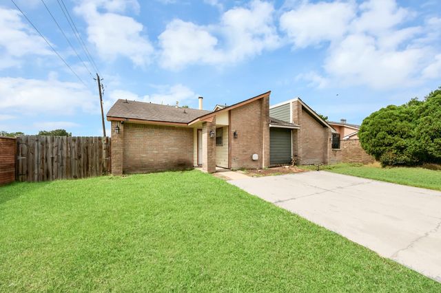 5444 Ridge Wind Lane, Houston, TX 77053