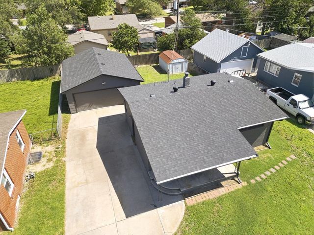 1232 E El Monte St, Wichita, KS 67216