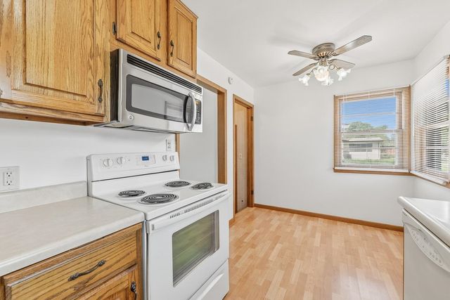 1232 E El Monte St, Wichita, KS 67216