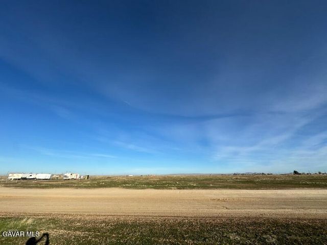 Vic Ave D12 55 Ste, Lancaster, CA 93535