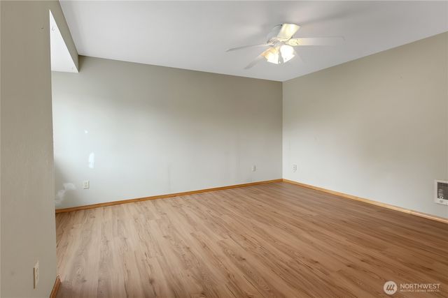 5721 99th Street Ct E, Puyallup, WA 98373