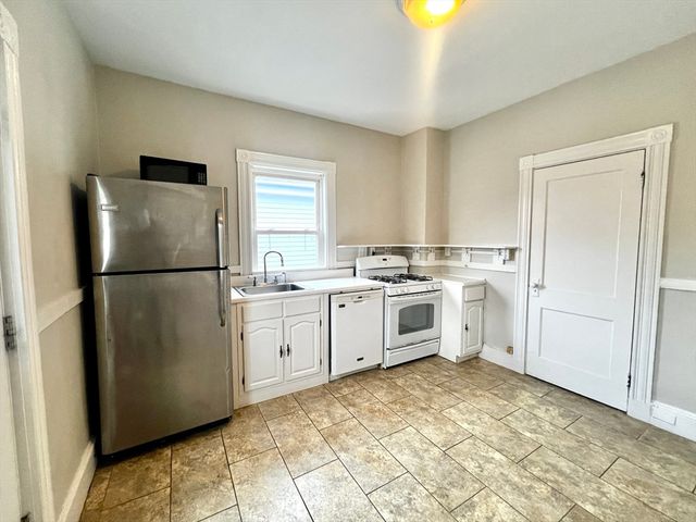 20 Winslow Road 2, Brookline, MA 02446