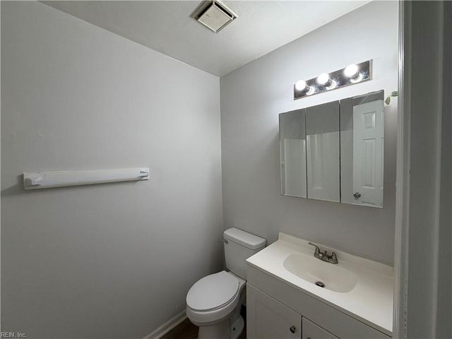454 Florida Ave Apt D, Portsmouth, VA 23707
