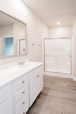 3221 Brook Landing Court, Des Moines, IA 50317