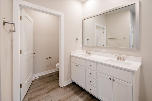 3221 Brook Landing Court, Des Moines, IA 50317