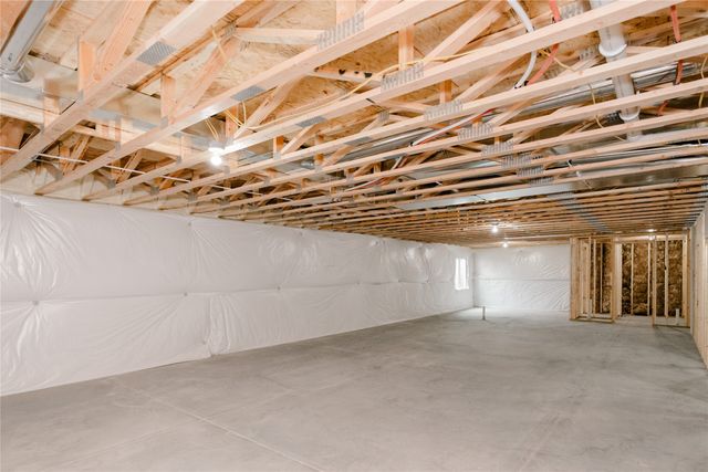 3221 Brook Landing Court, Des Moines, IA 50317