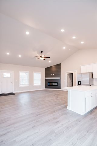 3221 Brook Landing Court, Des Moines, IA 50317