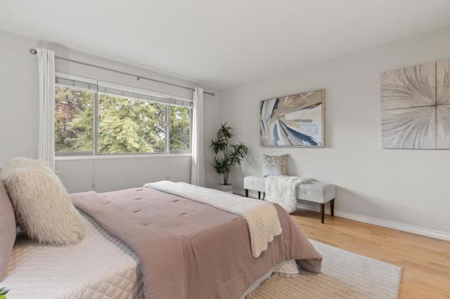 2315 Eastridge Avenue 724, Menlo Park, CA 94025