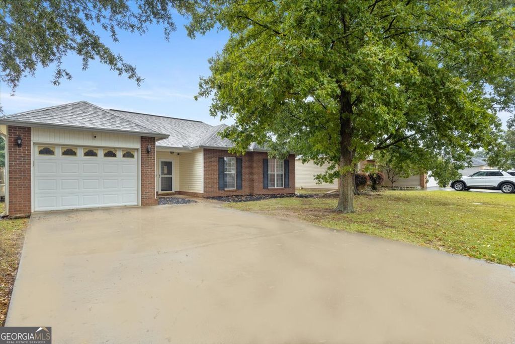 319 Tyson Glen Drive, Warner Robins, GA 31088