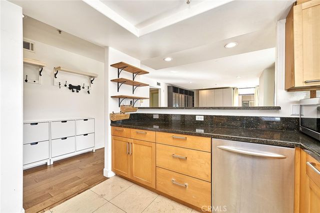 1036 S Serrano 105, Los Angeles, CA 90006