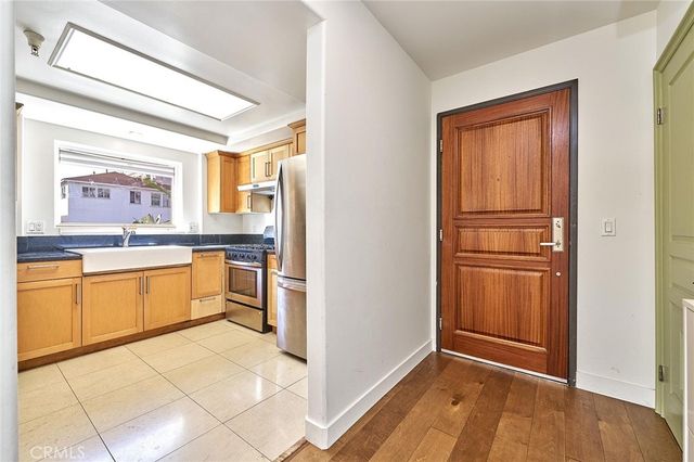 1036 S Serrano 105, Los Angeles, CA 90006