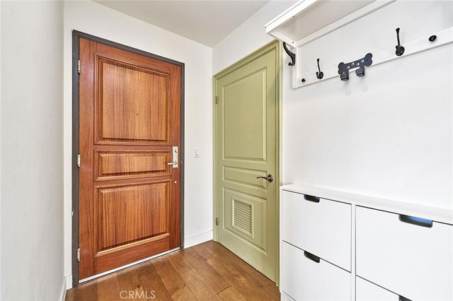 1036 S Serrano 105, Los Angeles, CA 90006