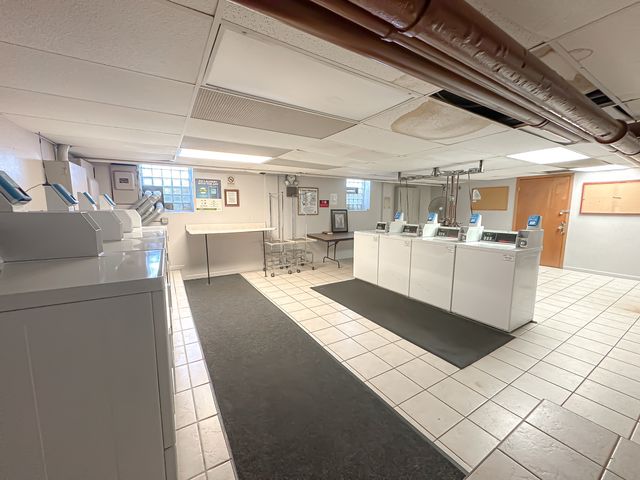 2606 W Balmoral Avenue 311, Chicago, IL 60625