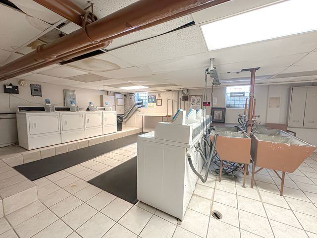 2606 W Balmoral Avenue 311, Chicago, IL 60625